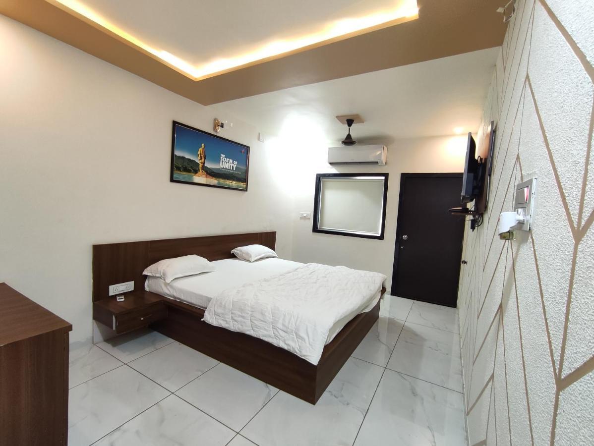Hotel Sardar Rooms Garudeshwar Exterior foto