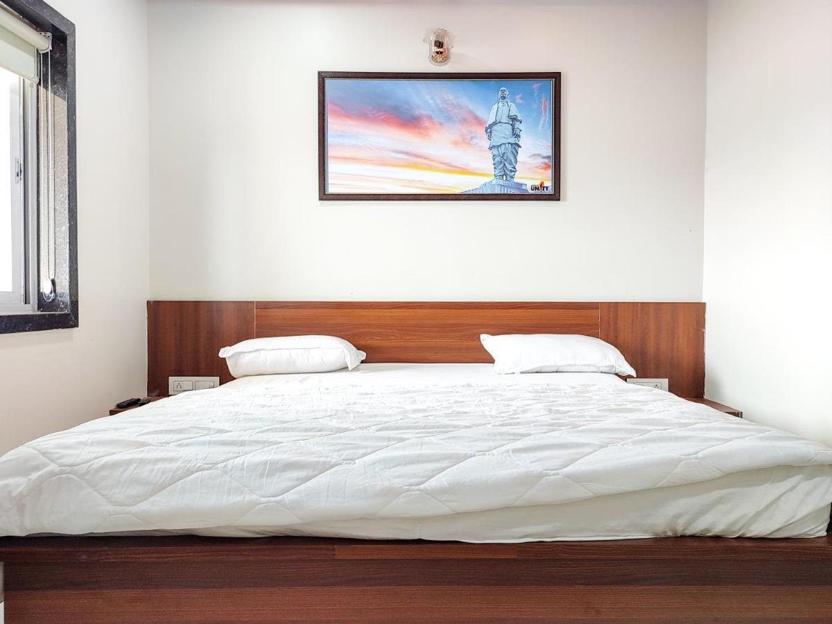Hotel Sardar Rooms Garudeshwar Exterior foto